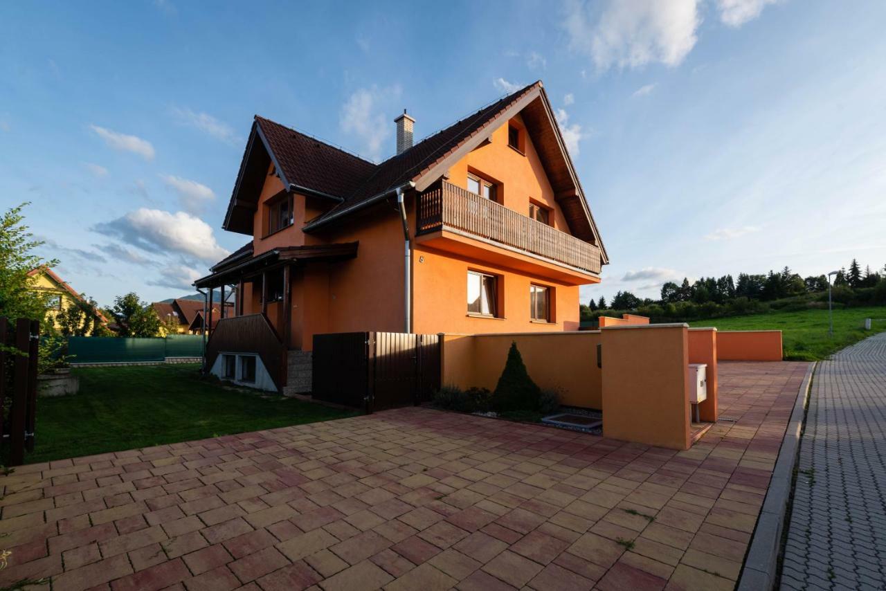 Villa Dam Liptovský Mikuláš エクステリア 写真